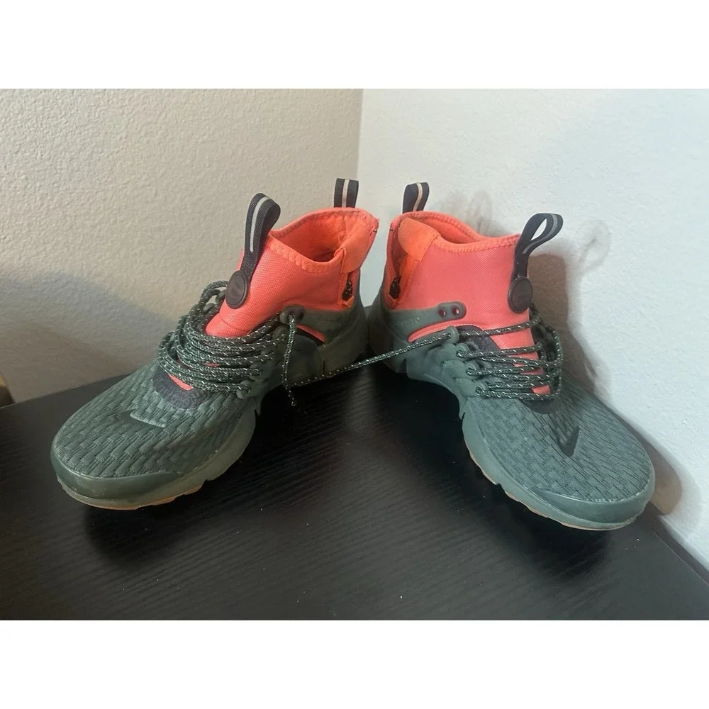 Nike pre owned